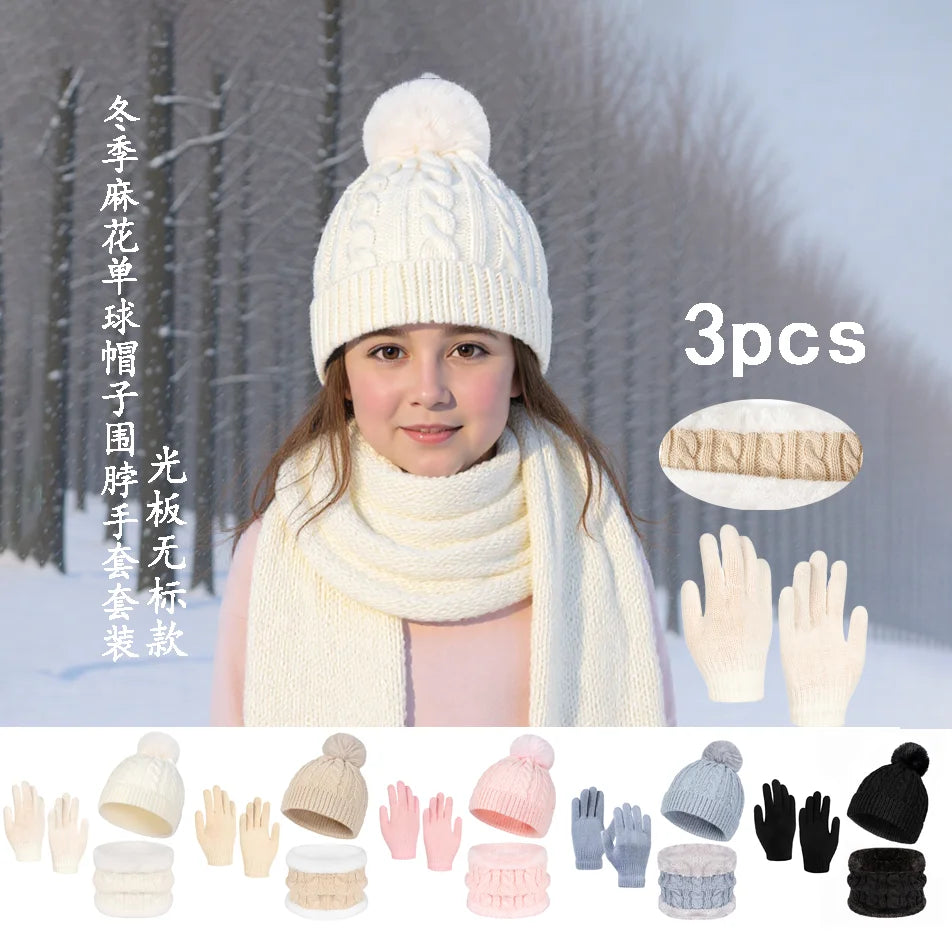 The single ball cap, neck cover and glove set is a knitted cap suitable for children aged 3 to 12, both boys and girls, for autu